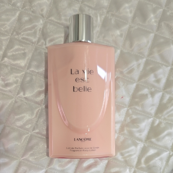 Lancôme La Vie Est Belle Body Lotion - Picture 2 of 6